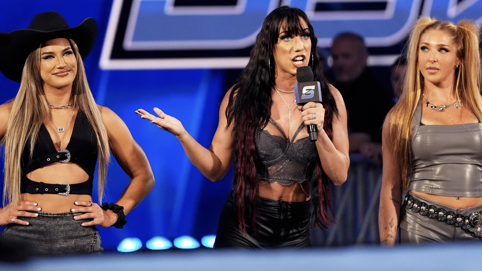 WWE SmackDown Results 6/12 - Paige & Brie Bella Face Fatal Influence, GUNTHER Appears
