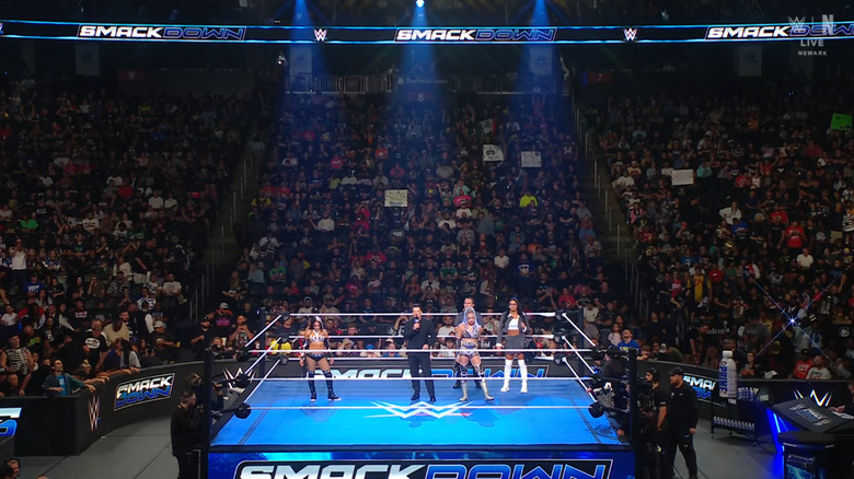 Vega and Giulia in the ring