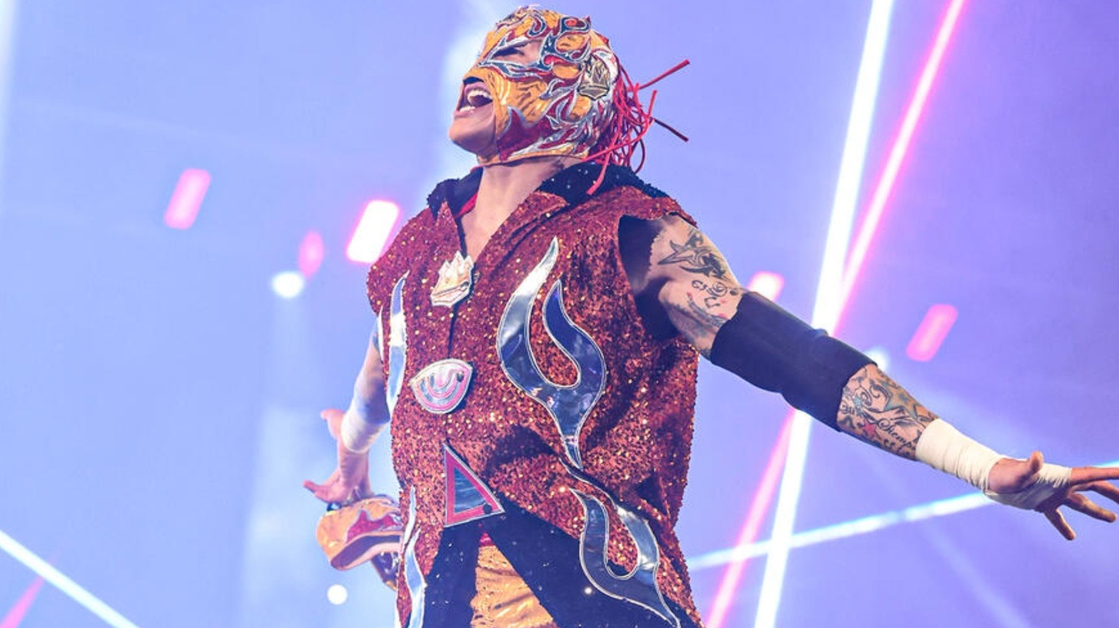 Rey Fenix and War Raiders capture AAA titles at Noche De Los Grandes