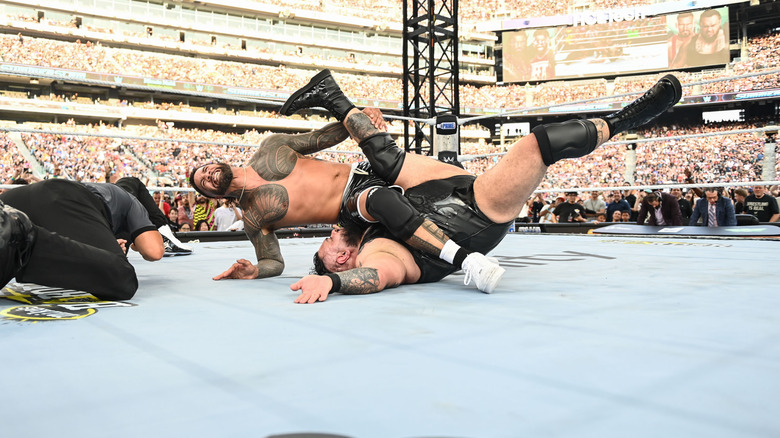 Jey Uso pins Bronson Reed