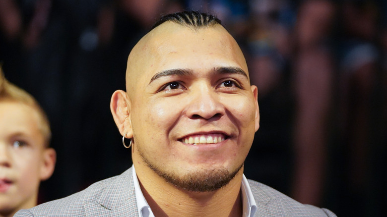 El Hijo del Vikingo is ringside during Monday Night RAW