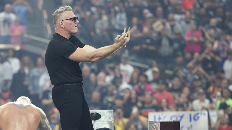 Pat McAfee flips off the crowd in Las Vegas