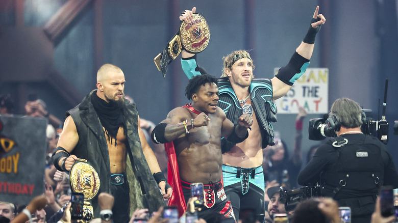 Austin Theory, IShowSpeed, and Logan Paul make an entrance