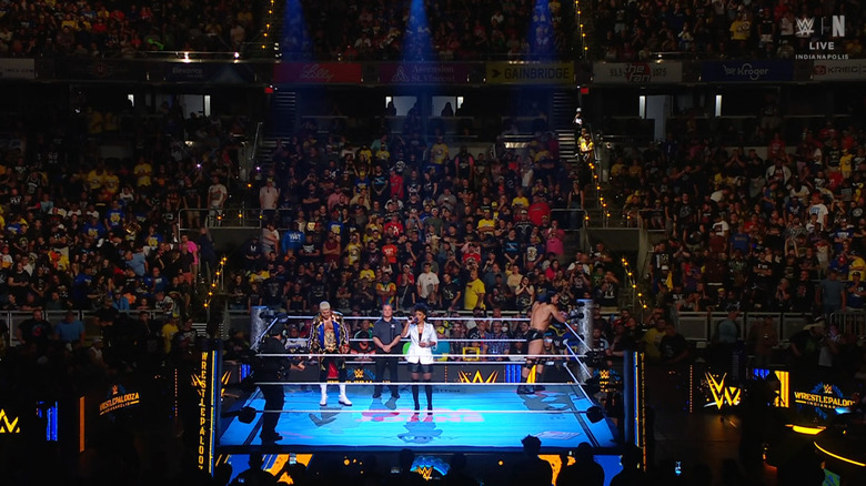 Rhodes and McIntyre in the ring during the ring announcement