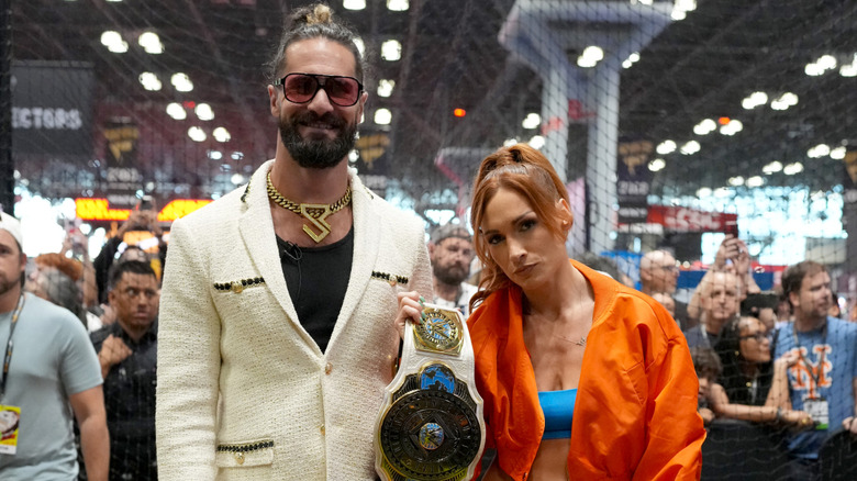 Rollins and Lynch at a convention