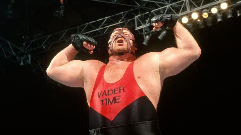 Vader doing double bicep flex