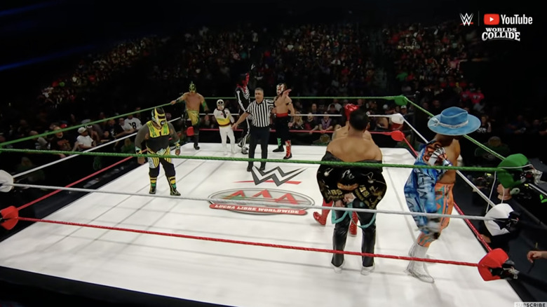 Everyone in the ring