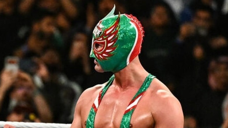 El Grande Americano looks forward