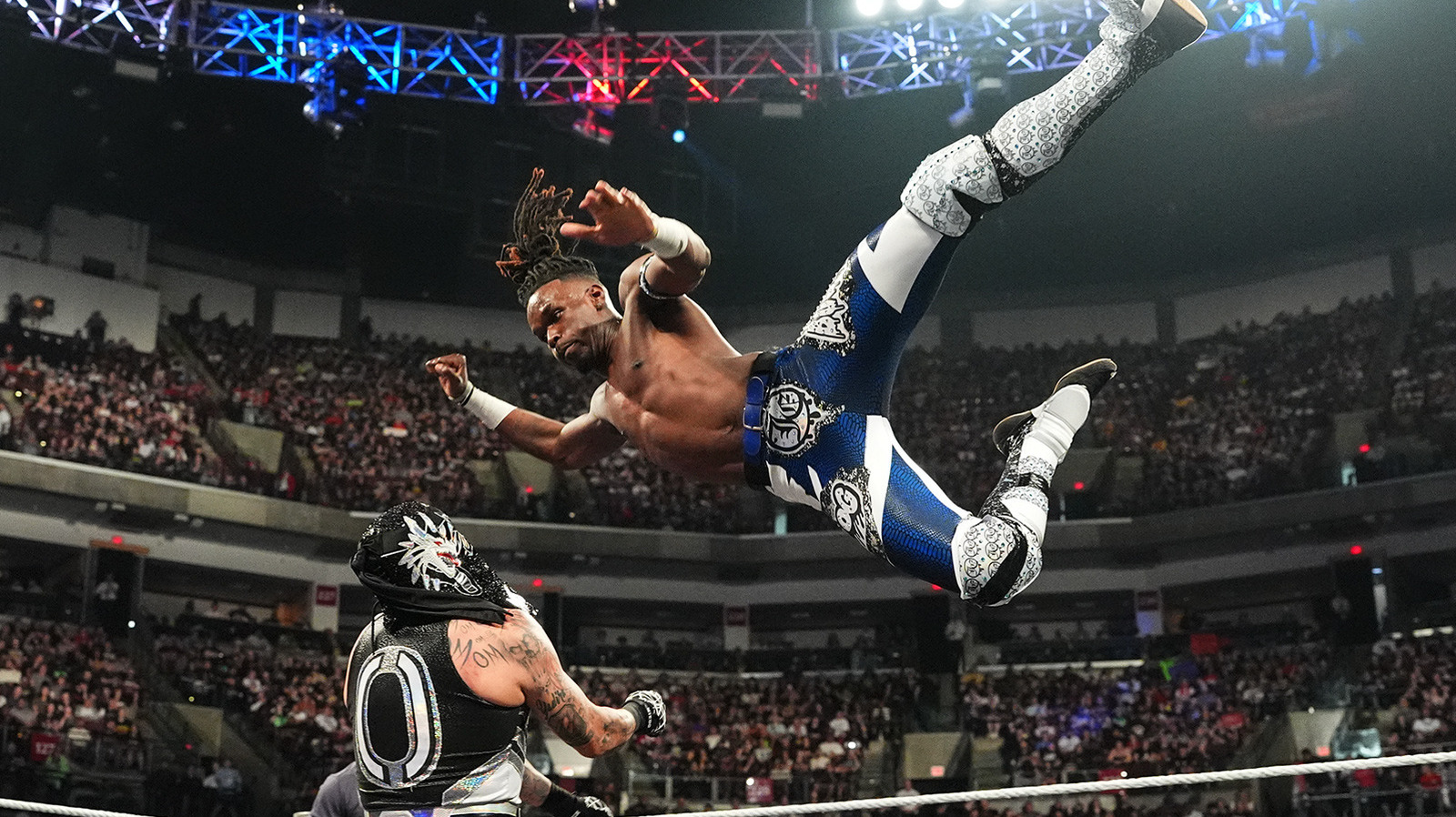 WWE's Je'Von Evans Comments On 'Crazy' Wrestling Style: 'Just Getting Started'