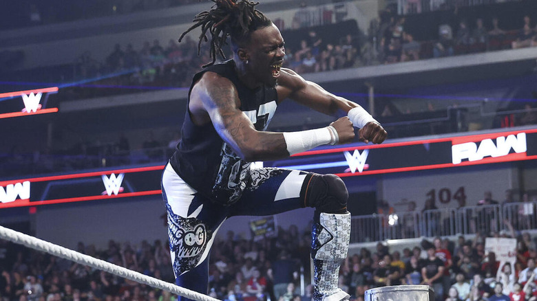 Je'Von Evans on the ropes