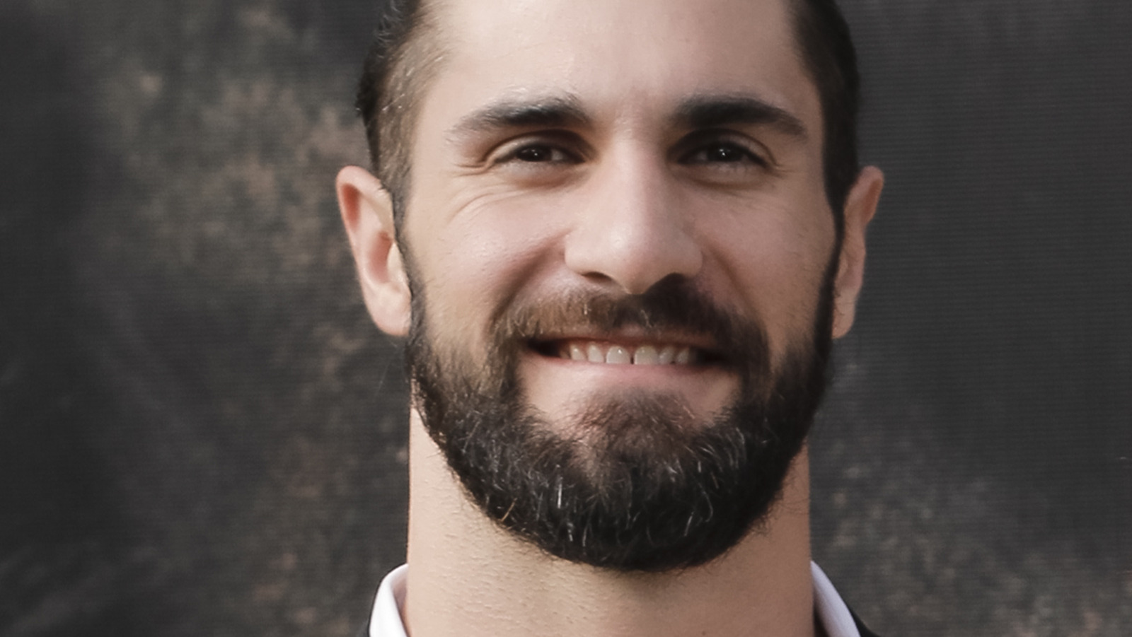 WWE s Seth Rollins Makes Cameo In Chicago Bears Schedule Release Teaser