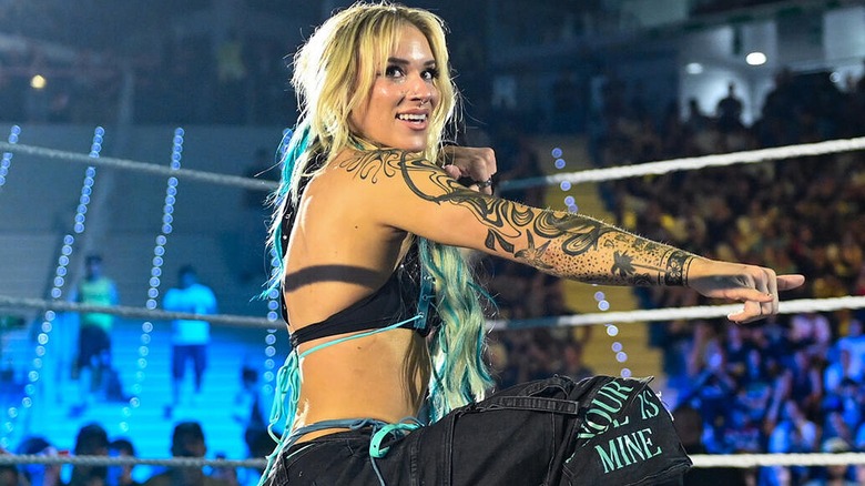 Sol Ruca posing in the ring ahead of her clash with Becky Lynch at Clash in Italy.